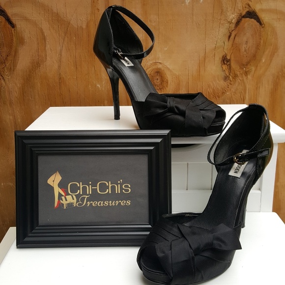 Steve Madden Shoes - STEVE MADDEN HEELS SIZE 8.5